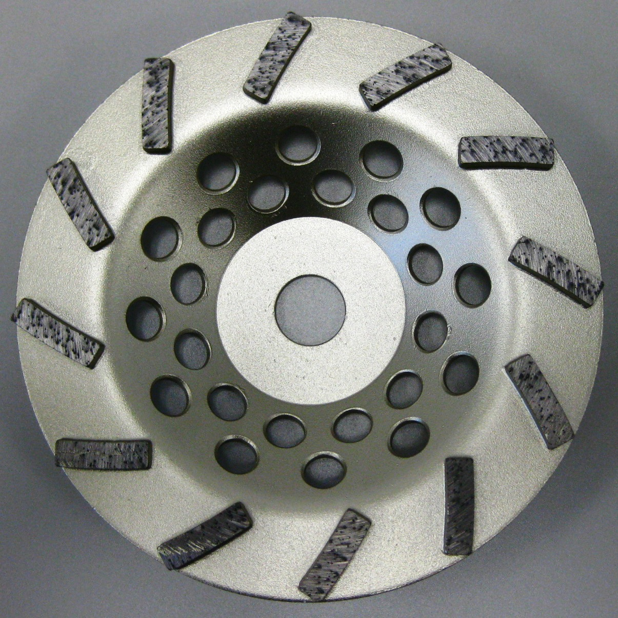 7" 12 Seg Standard Turbo Cup Wheel - Threaded - Silver